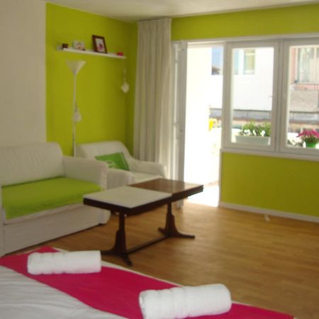 Guest Rooms Colours Kazanlŭk المظهر الخارجي الصورة